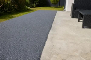 Terrasse en résine : quels sont les vrais avantages et pièges ?
